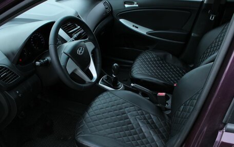 Hyundai Solaris II рестайлинг, 2011 год, 680 000 рублей, 18 фотография