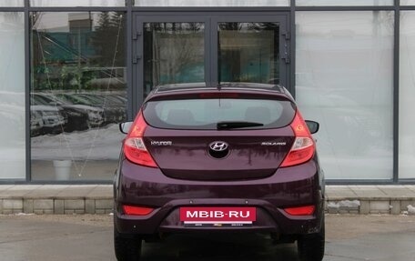 Hyundai Solaris II рестайлинг, 2011 год, 680 000 рублей, 10 фотография