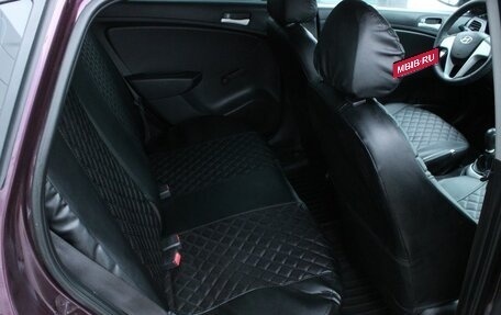 Hyundai Solaris II рестайлинг, 2011 год, 680 000 рублей, 26 фотография