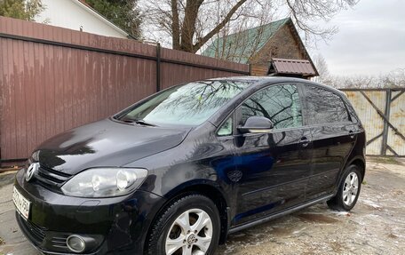 Volkswagen Golf Plus II, 2010 год, 650 000 рублей, 3 фотография