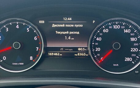 Volkswagen Touareg III, 2012 год, 2 650 000 рублей, 8 фотография