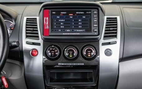 Mitsubishi Pajero Sport II рестайлинг, 2011 год, 2 288 000 рублей, 22 фотография