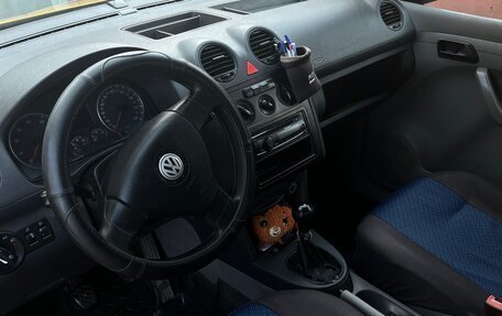 Volkswagen Caddy III рестайлинг, 2009 год, 500 000 рублей, 4 фотография