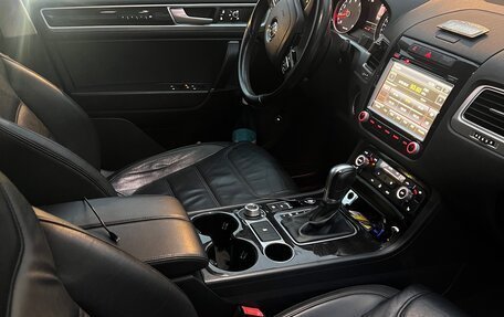 Volkswagen Touareg III, 2015 год, 3 300 000 рублей, 7 фотография