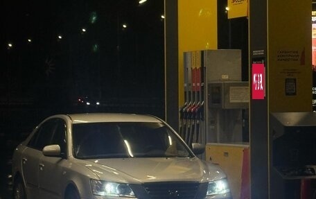 Hyundai Sonata VI, 2010 год, 690 000 рублей, 11 фотография