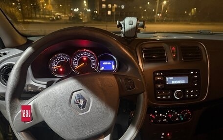 Renault Sandero II рестайлинг, 2016 год, 920 000 рублей, 11 фотография