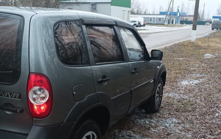 Chevrolet Niva I рестайлинг, 2012 год, 510 000 рублей, 4 фотография