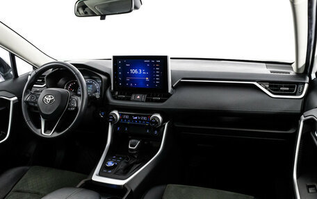 Toyota RAV4, 2022 год, 3 799 000 рублей, 11 фотография