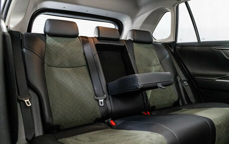 Toyota RAV4, 2022 год, 3 799 000 рублей, 24 фотография