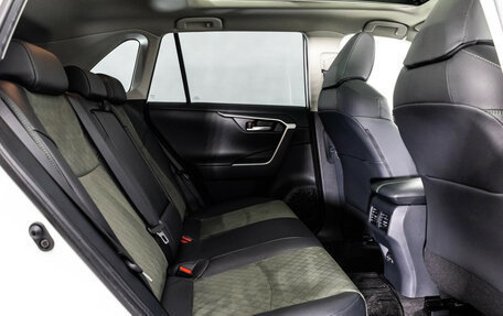 Toyota RAV4, 2022 год, 3 799 000 рублей, 23 фотография
