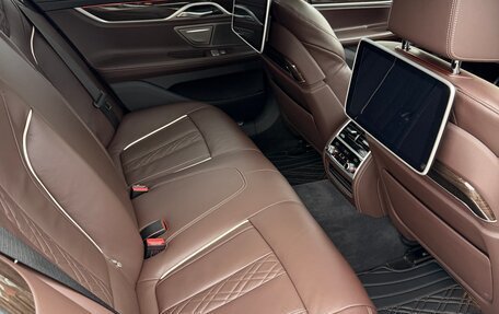 BMW 7 серия, 2020 год, 8 250 000 рублей, 21 фотография