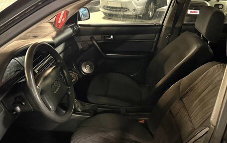 Audi A6, 1995 год, 270 000 рублей, 10 фотография