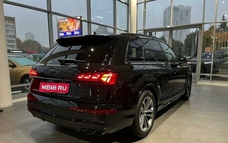Audi SQ7, 2025 год, 18 000 000 рублей, 4 фотография