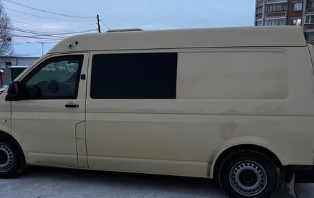 Volkswagen Transporter T6 рестайлинг, 2016 год, 1 300 000 рублей, 9 фотография