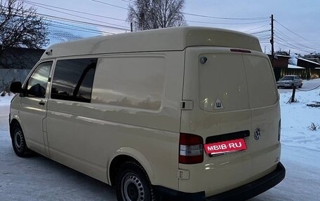 Volkswagen Transporter T6 рестайлинг, 2016 год, 1 300 000 рублей, 8 фотография