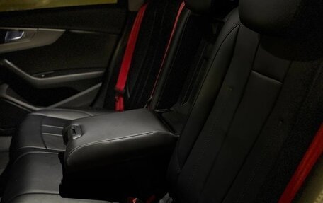 Audi A4, 2015 год, 2 299 999 рублей, 7 фотография