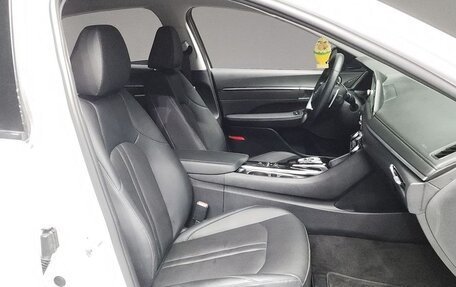 Hyundai Sonata VIII, 2022 год, 2 220 000 рублей, 18 фотография