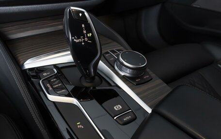 BMW 5 серия, 2019 год, 4 690 000 рублей, 15 фотография