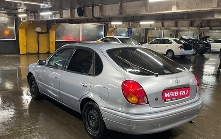 Toyota Corolla, 2001 год, 260 000 рублей, 3 фотография