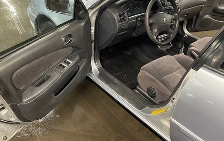 Toyota Corolla, 2001 год, 260 000 рублей, 9 фотография