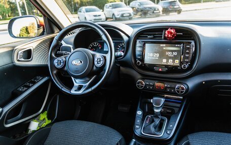 KIA Soul III, 2021 год, 2 300 000 рублей, 22 фотография