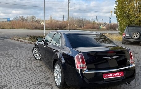 Chrysler 300C II, 2012 год, 1 700 000 рублей, 1 фотография