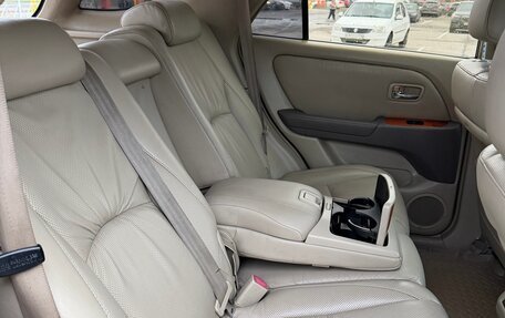 Lexus RX IV рестайлинг, 2000 год, 825 000 рублей, 21 фотография