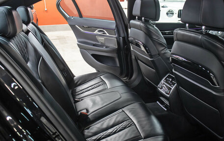 BMW 7 серия, 2020 год, 7 999 000 рублей, 13 фотография