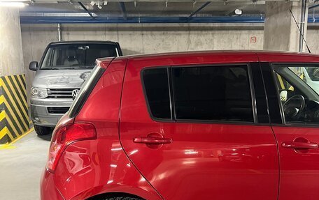 Suzuki Swift III, 2010 год, 700 000 рублей, 4 фотография