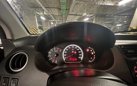 Suzuki Swift III, 2010 год, 700 000 рублей, 12 фотография