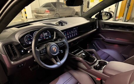 Porsche Cayenne III, 2025 год, 18 675 000 рублей, 2 фотография