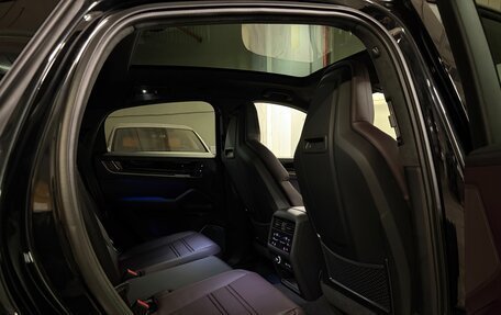 Porsche Cayenne III, 2025 год, 18 675 000 рублей, 23 фотография