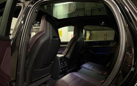 Porsche Cayenne III, 2025 год, 18 675 000 рублей, 22 фотография