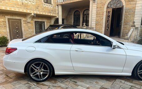 Mercedes-Benz E-Класс, 2015 год, 2 500 000 рублей, 9 фотография
