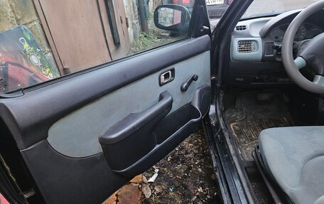 Nissan Micra II, 2001 год, 170 000 рублей, 5 фотография