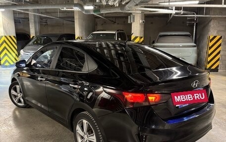 Hyundai Solaris II рестайлинг, 2017 год, 1 600 000 рублей, 4 фотография