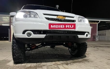 Chevrolet Niva I рестайлинг, 2012 год, 700 000 рублей, 2 фотография