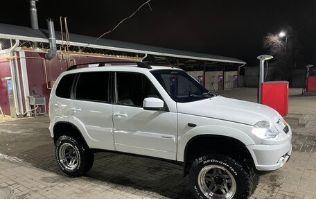 Chevrolet Niva I рестайлинг, 2012 год, 700 000 рублей, 16 фотография