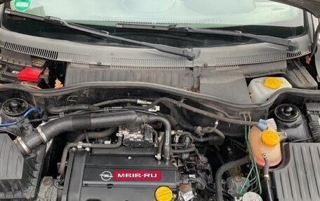 Opel Corsa C рестайлинг, 2004 год, 255 000 рублей, 3 фотография