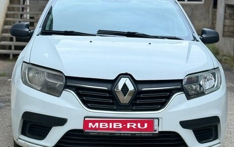 Renault Logan II, 2019 год, 600 000 рублей, 1 фотография