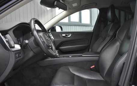 Volvo XC60 II, 2019 год, 2 999 999 рублей, 19 фотография