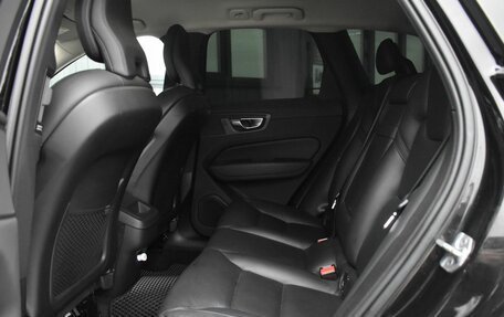 Volvo XC60 II, 2019 год, 2 999 999 рублей, 20 фотография