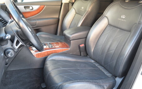 Infiniti FX II, 2011 год, 2 040 000 рублей, 14 фотография