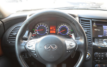 Infiniti FX II, 2011 год, 2 040 000 рублей, 23 фотография