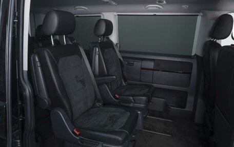 Volkswagen Multivan T6 рестайлинг, 2019 год, 5 460 000 рублей, 7 фотография