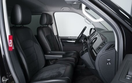 Volkswagen Multivan T6 рестайлинг, 2019 год, 5 460 000 рублей, 8 фотография