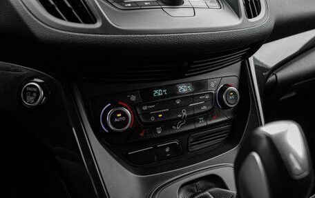 Ford Kuga III, 2017 год, 1 890 000 рублей, 15 фотография