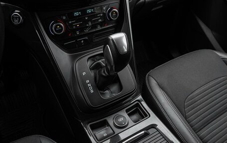 Ford Kuga III, 2017 год, 1 890 000 рублей, 16 фотография