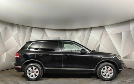 Volkswagen Touareg III, 2015 год, 2 497 000 рублей, 6 фотография