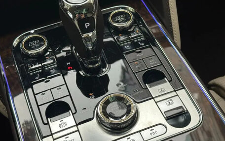 Bentley Flying Spur, 2023 год, 20 000 000 рублей, 9 фотография